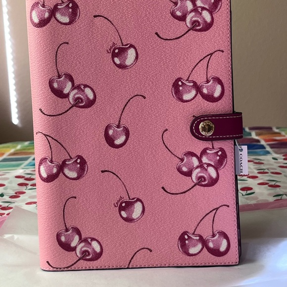 π COACH NOTEBOOK WITH CHERRY PRINT π NWT π - Picture 12 of 16